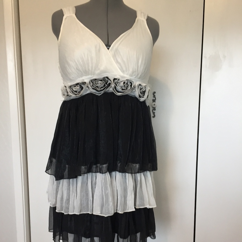 Frilly and Comfy Knit/Chiffon Party Dress